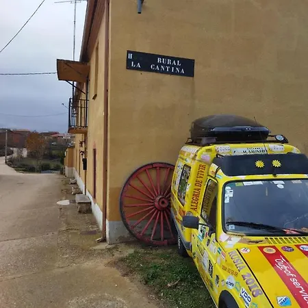Beautiful 8 -Bed Cottage In Ceadea Fonfria Spain 펜션 *